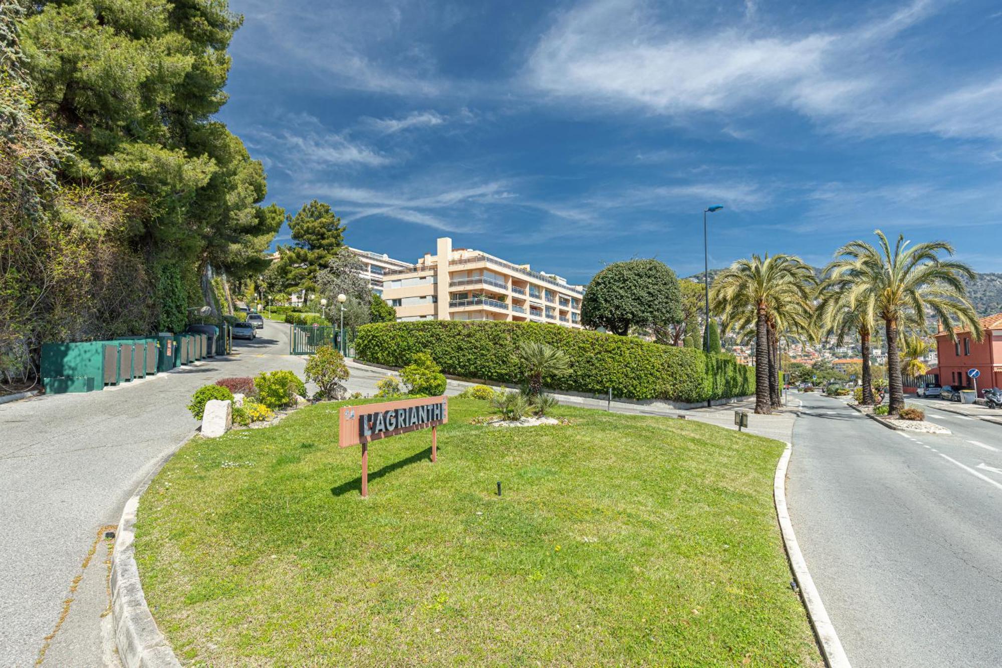 2 Bdr Villefranche-Sur-Mer Sea View Parking And Swimming Pool Buitenkant foto